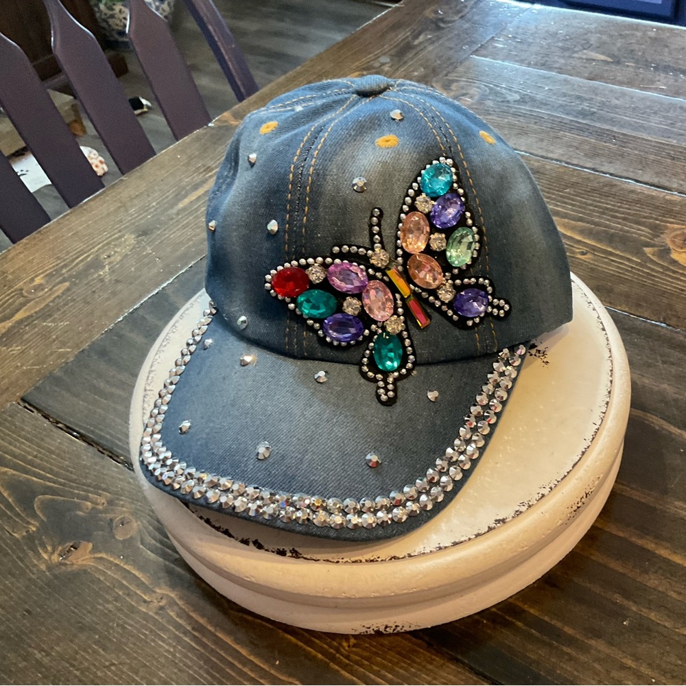 NWOT Source Unknown Denim Cap with Colorful Butterfly - Picture 1 of 3
